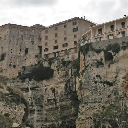 Elianto Lejlighed Tropea